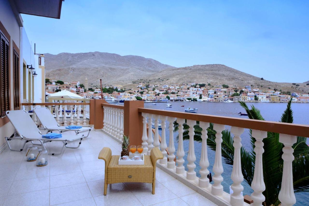 Villa Skiadeni Chalki Town Exteriör bild