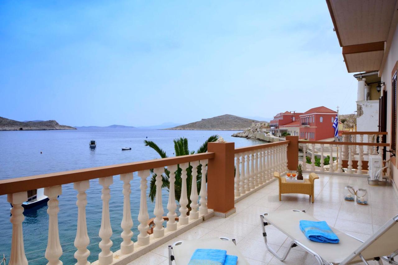 Villa Skiadeni Chalki Town Exteriör bild